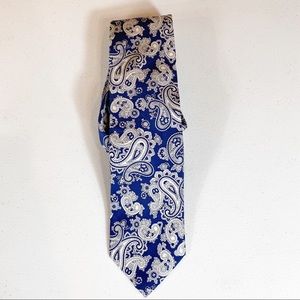 Mens Chaps Silk Paisley Print Blue and White Tie